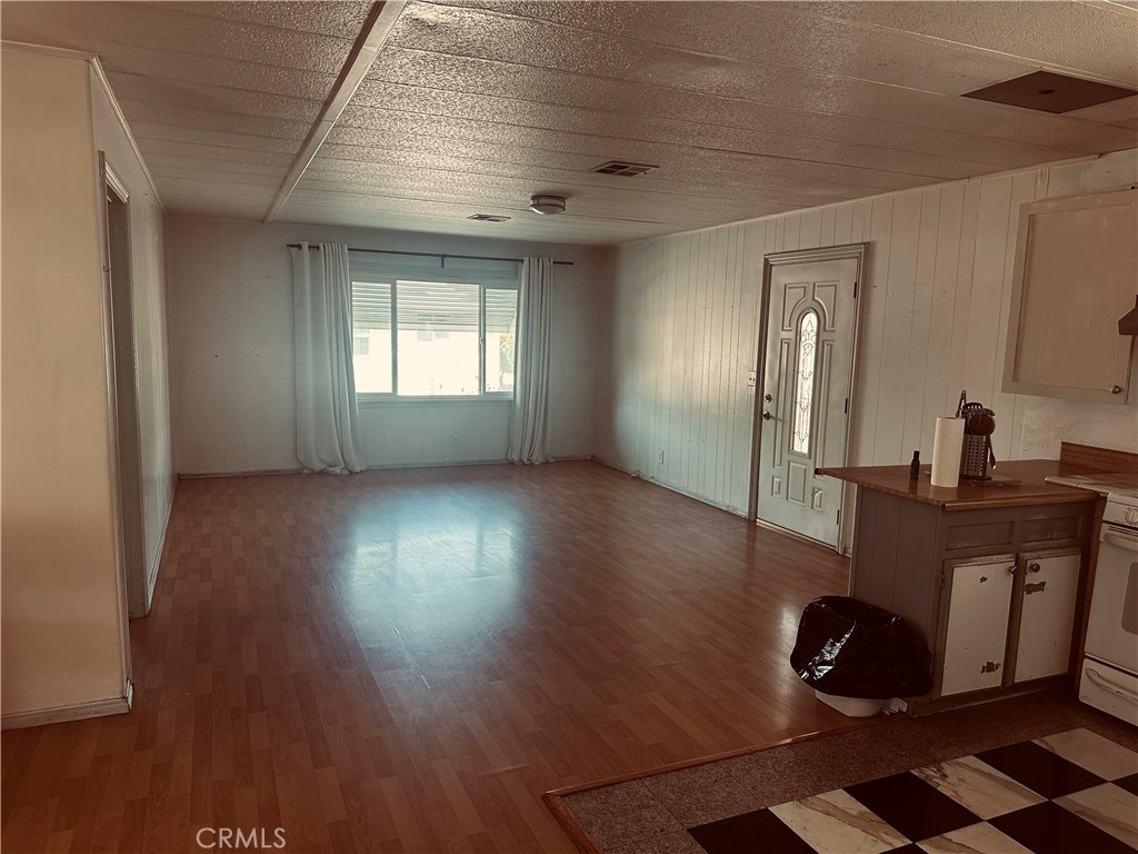 1441 S Paso Real Ave #30 Property Photo 5