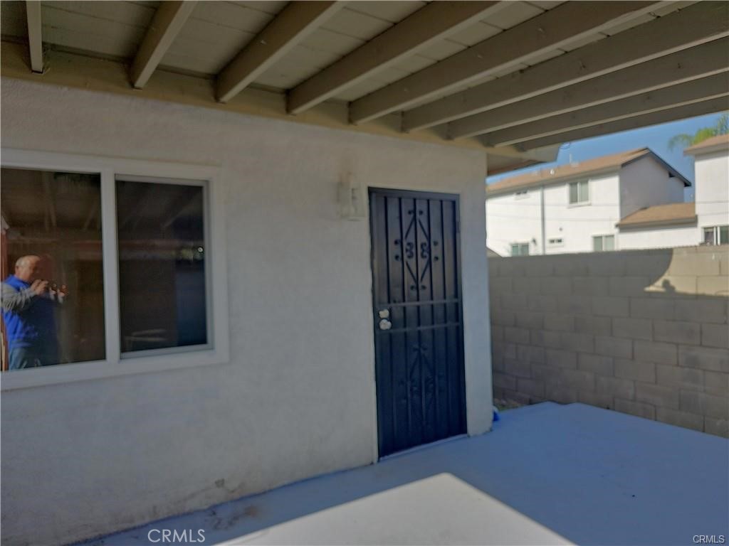 4133 Downing B Property Photo 5