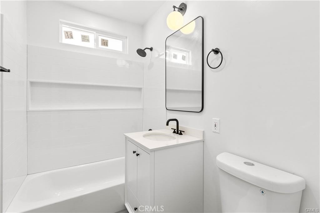 6523 Ajax Avenue Property Photo 8