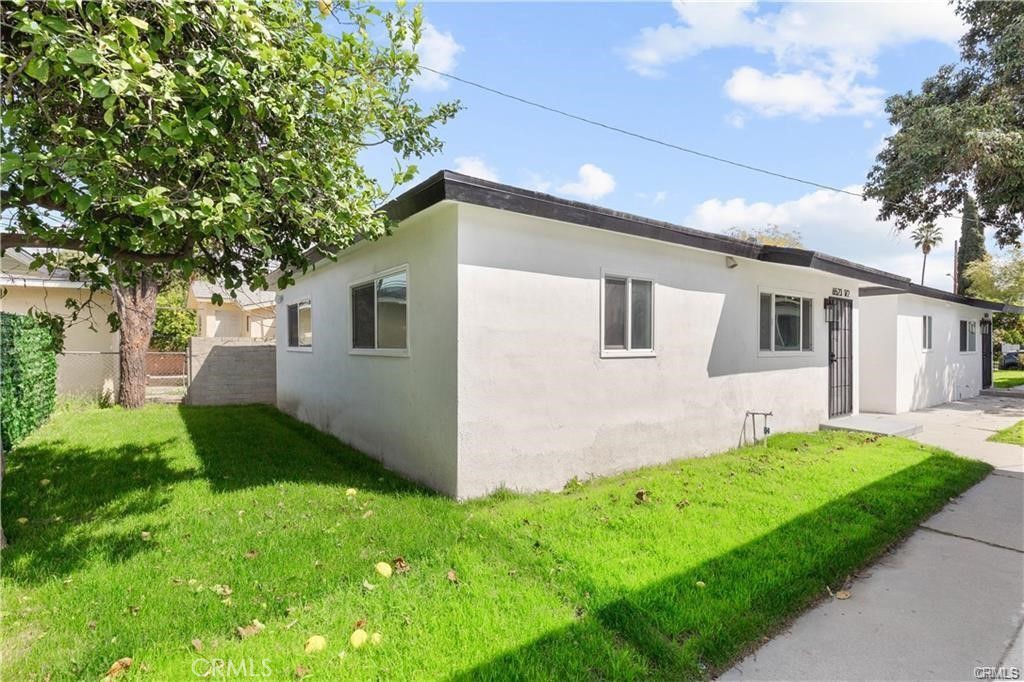 6523 Ajax Avenue Property Photo 10