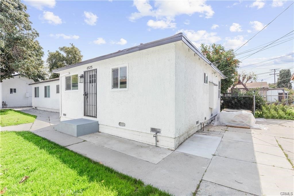 6523 Ajax Avenue Property Photo 12