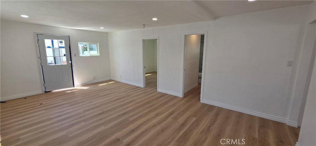 1124 E 76th Place Property Photo 10