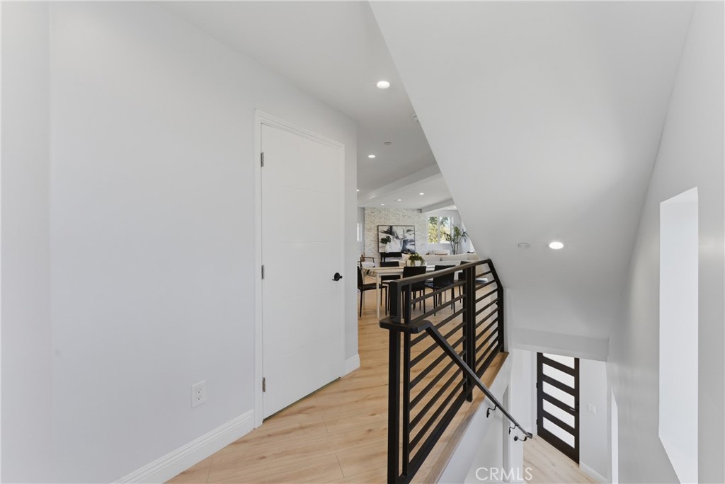 4743 Purdue Avenue Property Photo 25