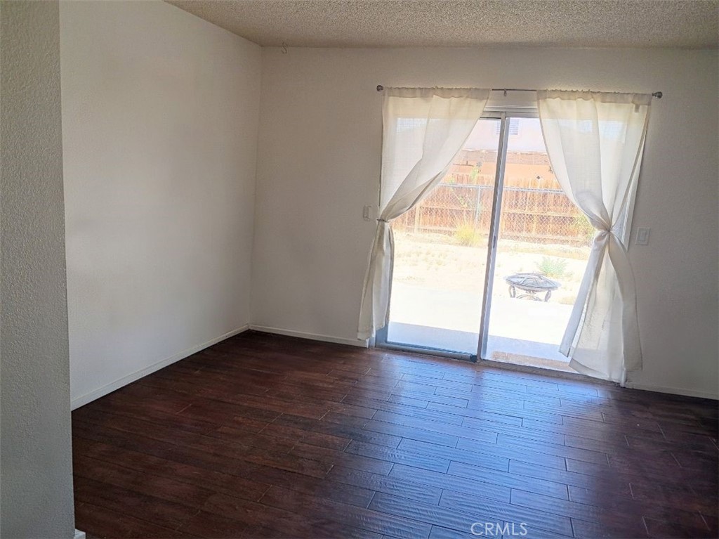 6225 Mariposa Property Photo 5