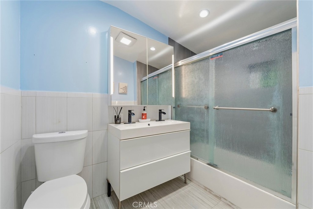 9546 Cecilia Property Photo 22