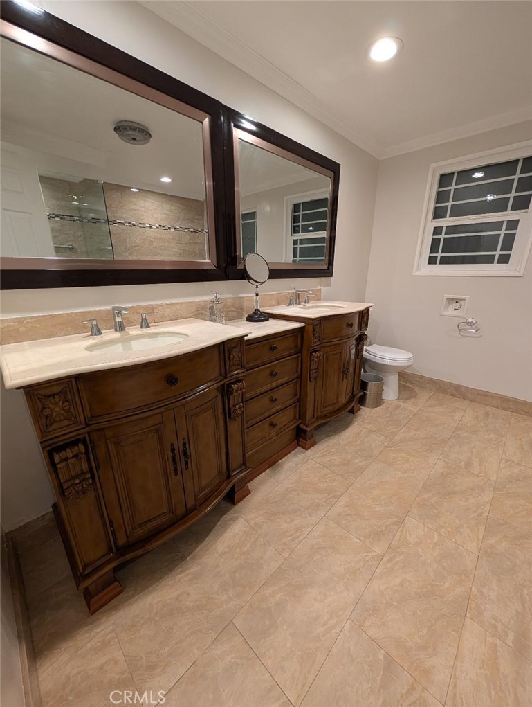 17976 Medley Property Photo 15