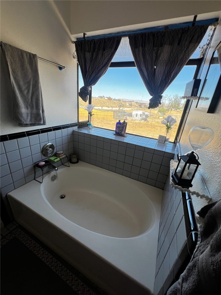 18312 Talisman Property Photo 5