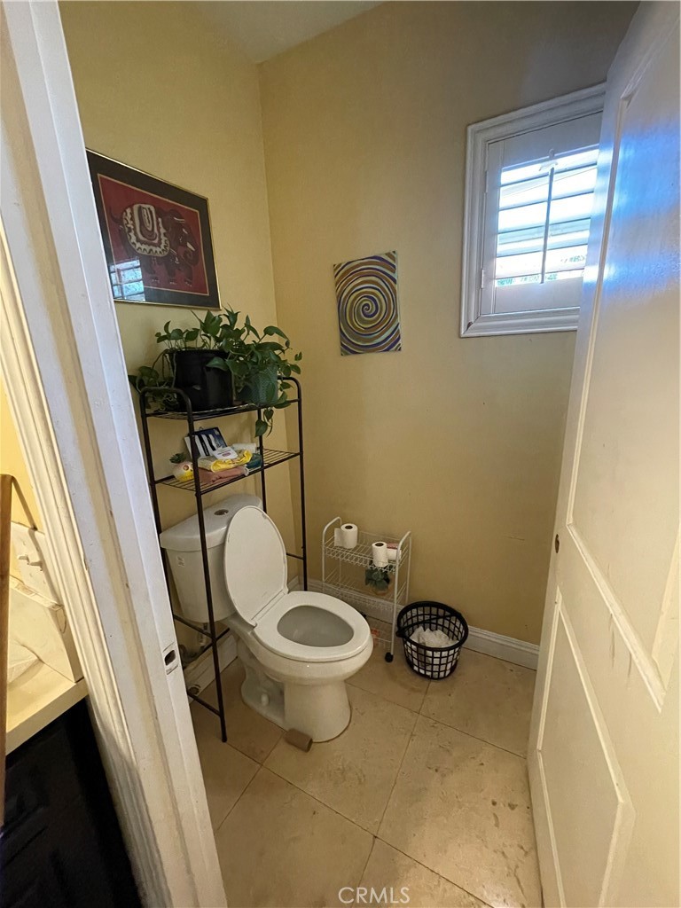 7915 Harper Property Photo 10
