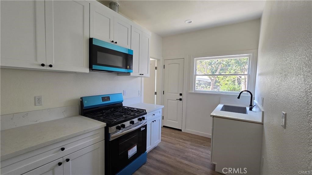 973 N Park Property Photo 6