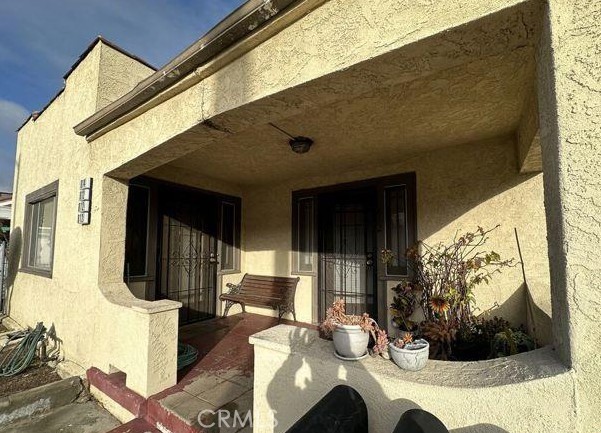 812 N Ridgewood Property Photo 5