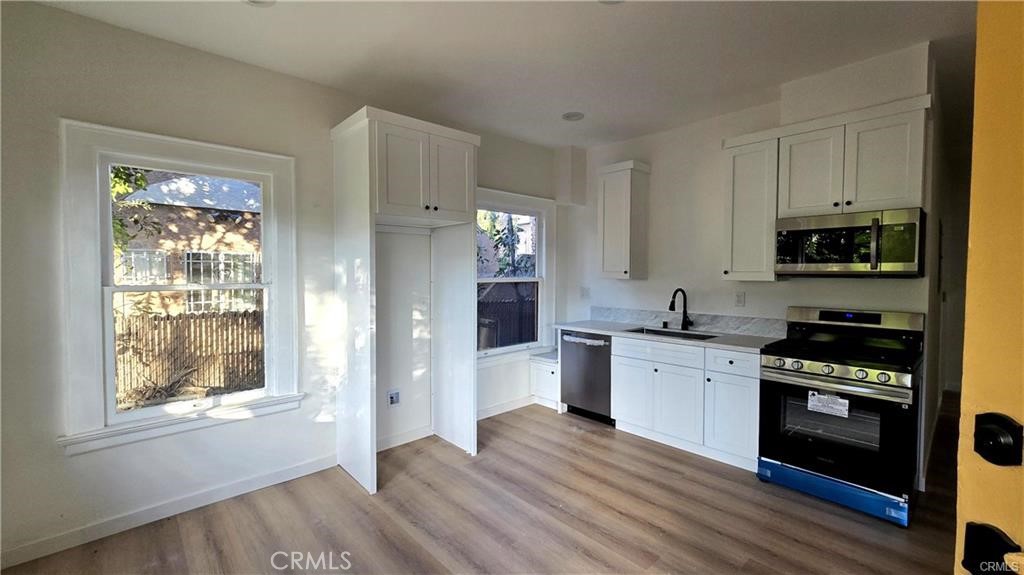 1034 Beacon Property Photo 2