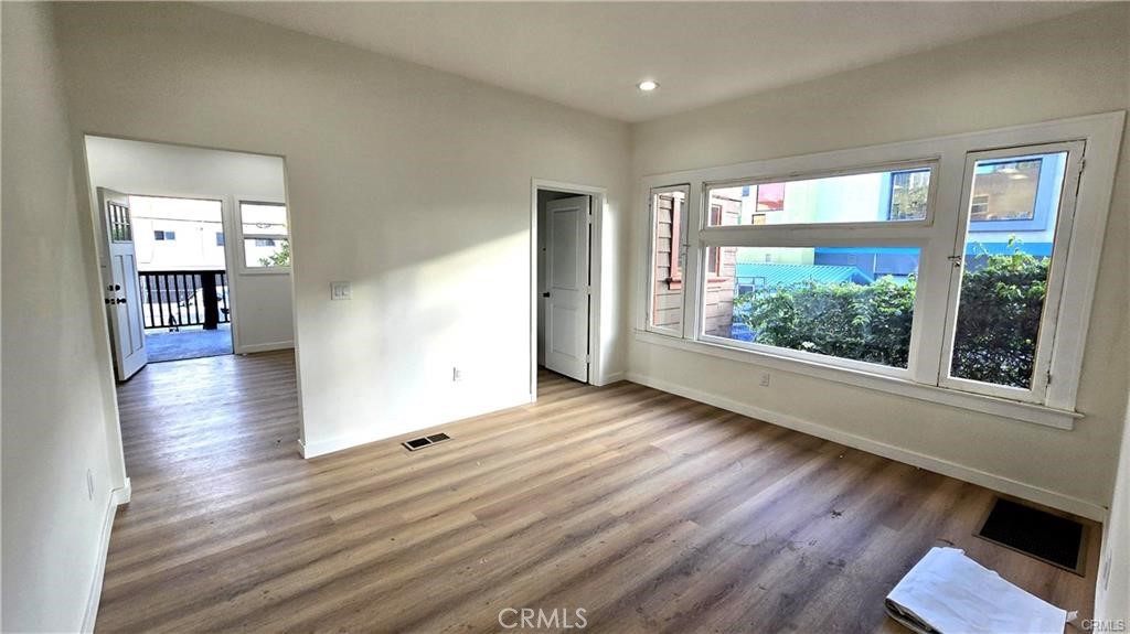 1034 Beacon Property Photo 8