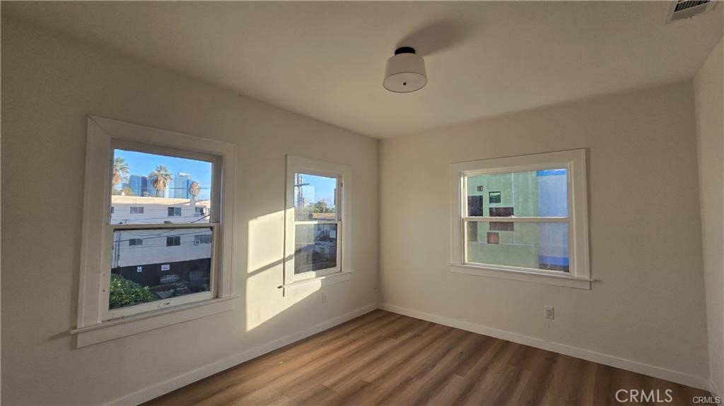 1034 Beacon Property Photo 10