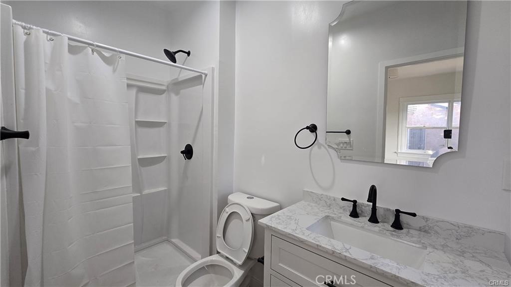 1034 Beacon Property Photo 18