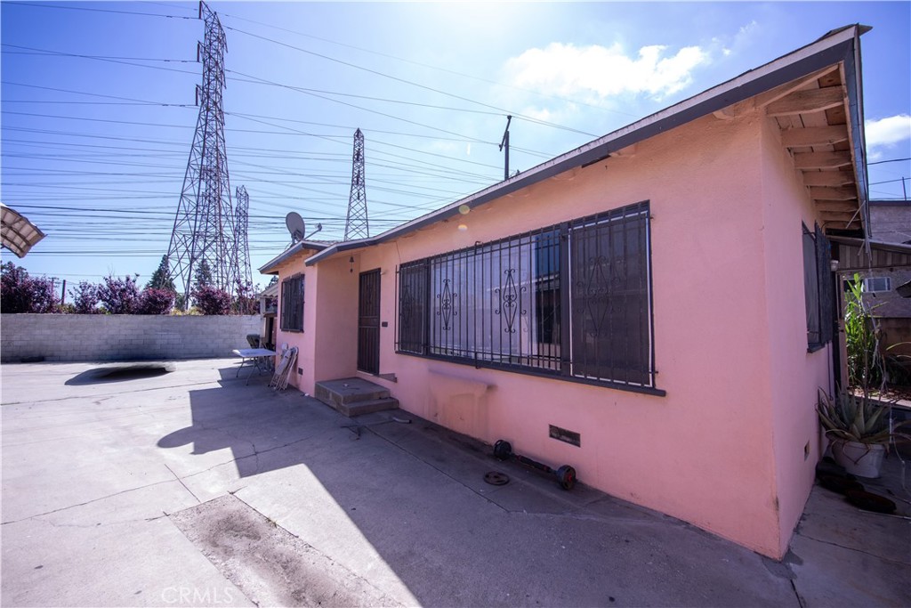 8022 Felix Property Photo 7