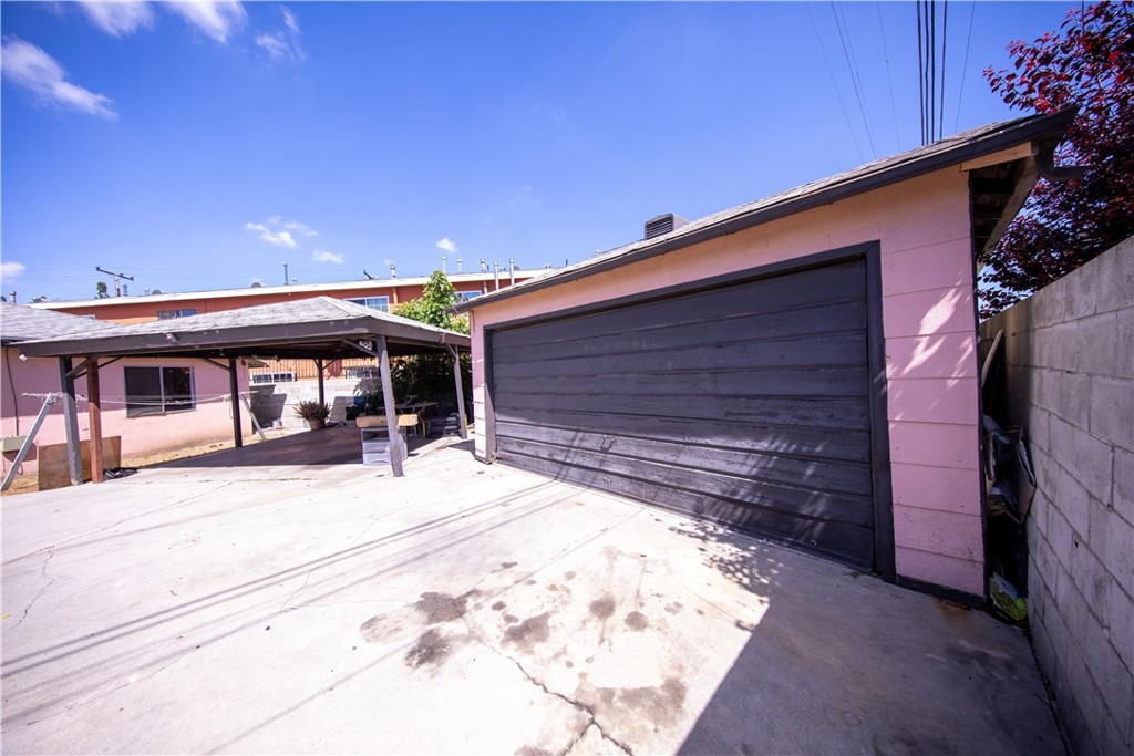 8022 Felix Property Photo 10