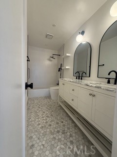 2623 Exposition Place Property Photo 10