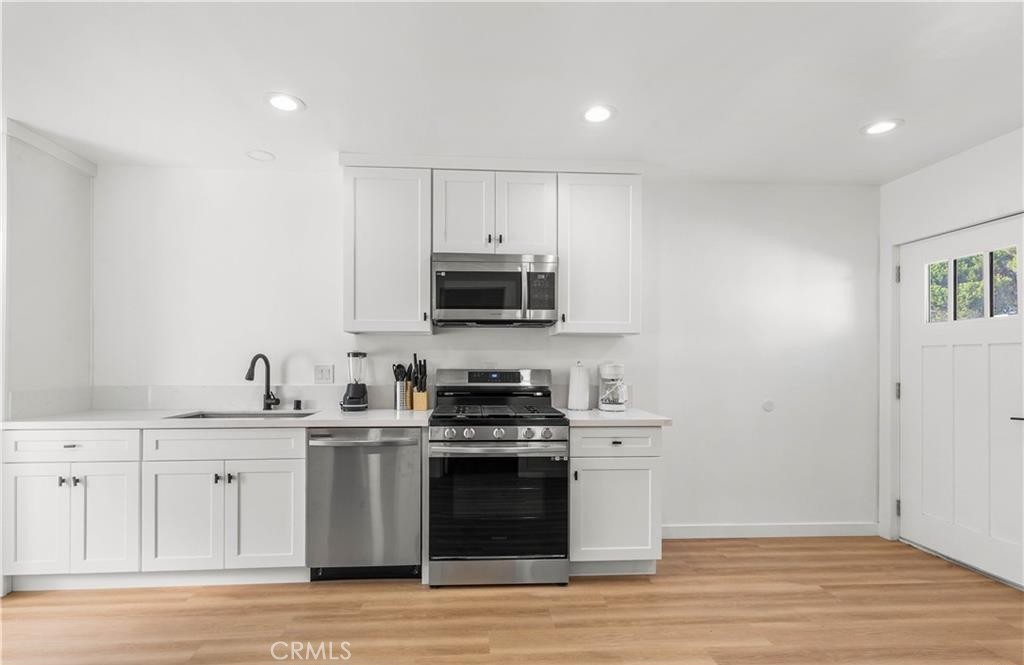 13206 S Vermont Property Photo 6