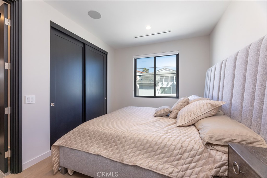 414 9th Property Photo 21