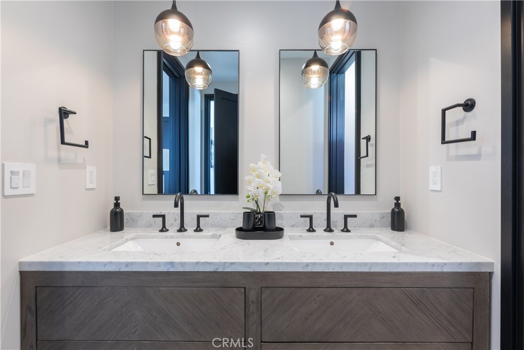 414 9th Property Photo 23