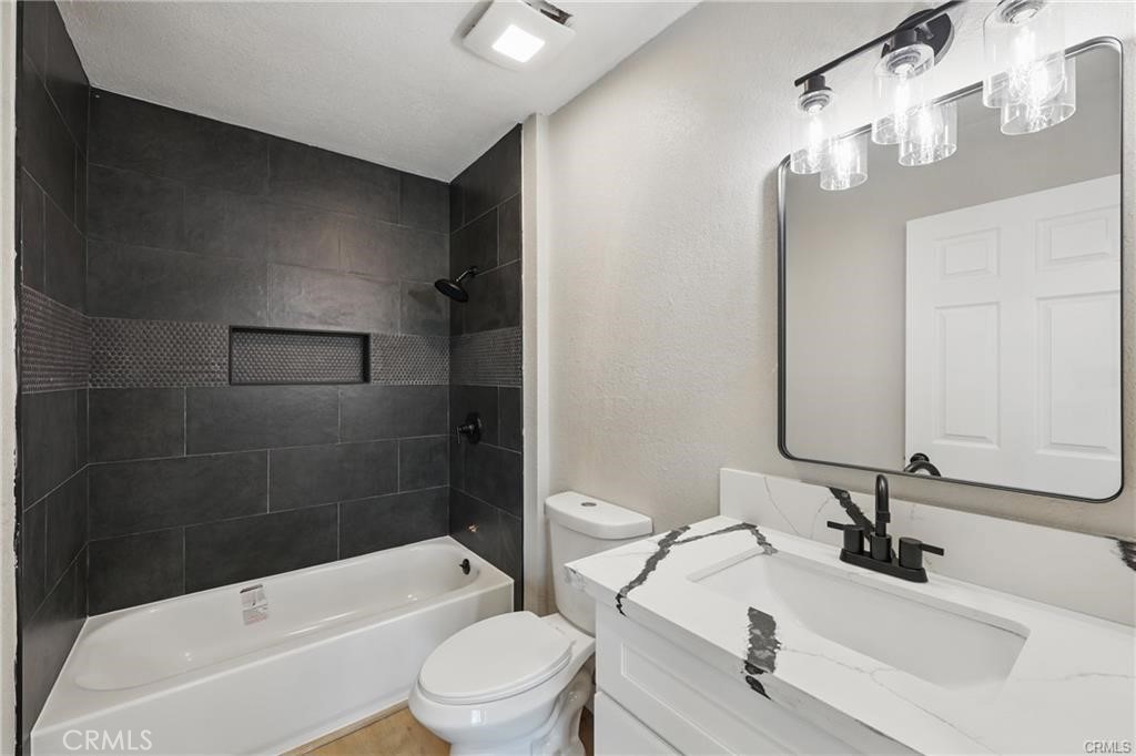 18431 Westlawn Property Photo 9