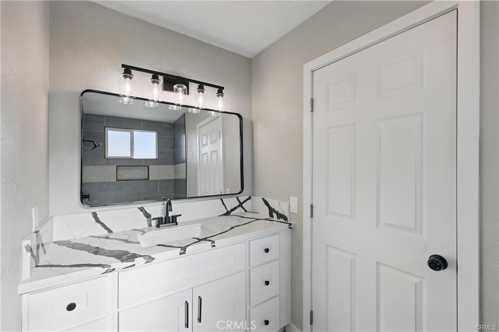 18431 Westlawn Property Photo 11