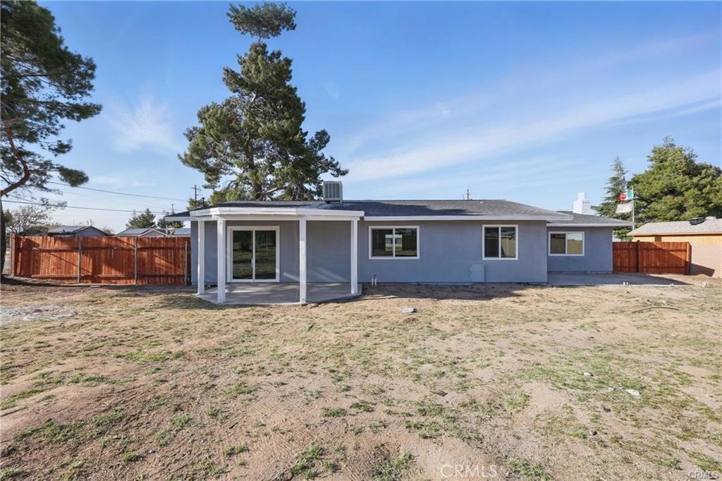 18431 Westlawn Property Photo 15