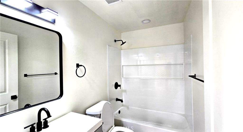 15917 Prairie Property Photo 9