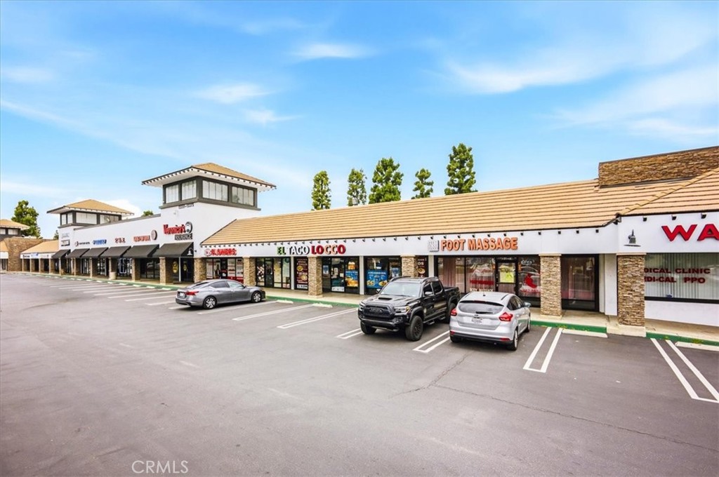 12341 Imperial Highway Property Photo 3