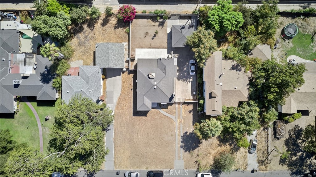 2777 Serrano Property Photo