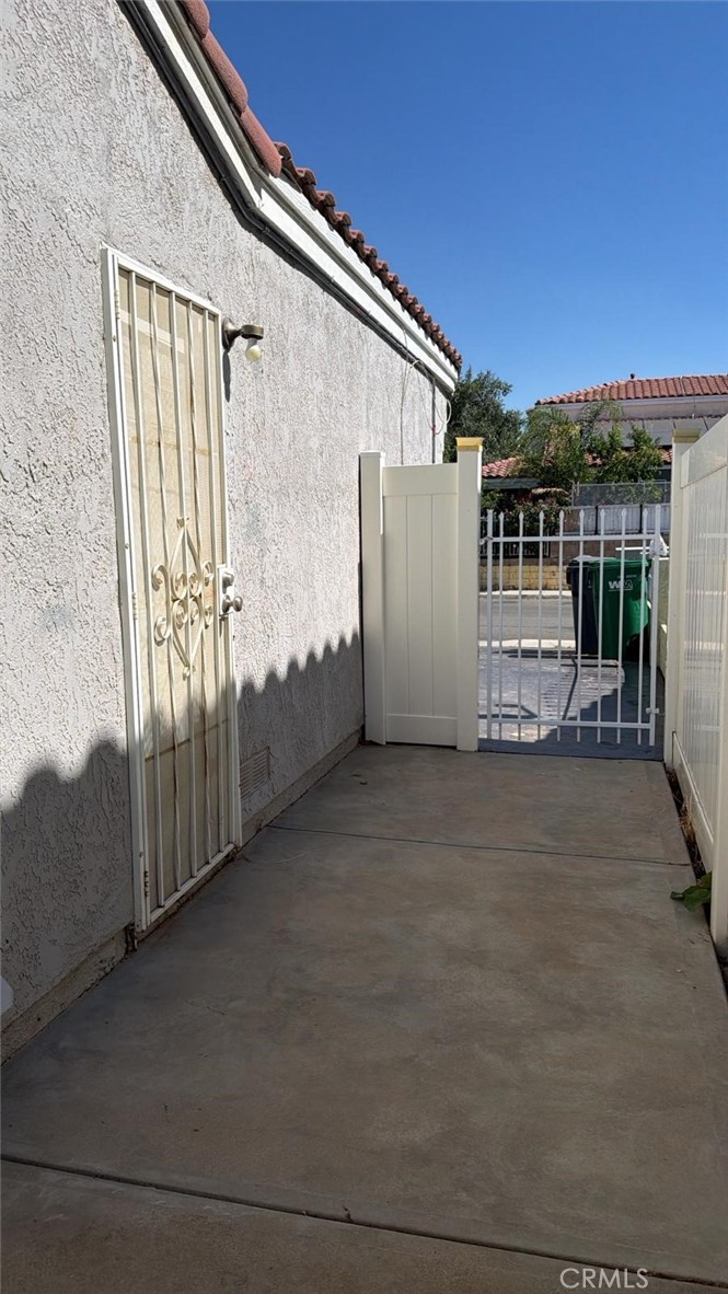 1739 E Avenue R6 Property Photo 6