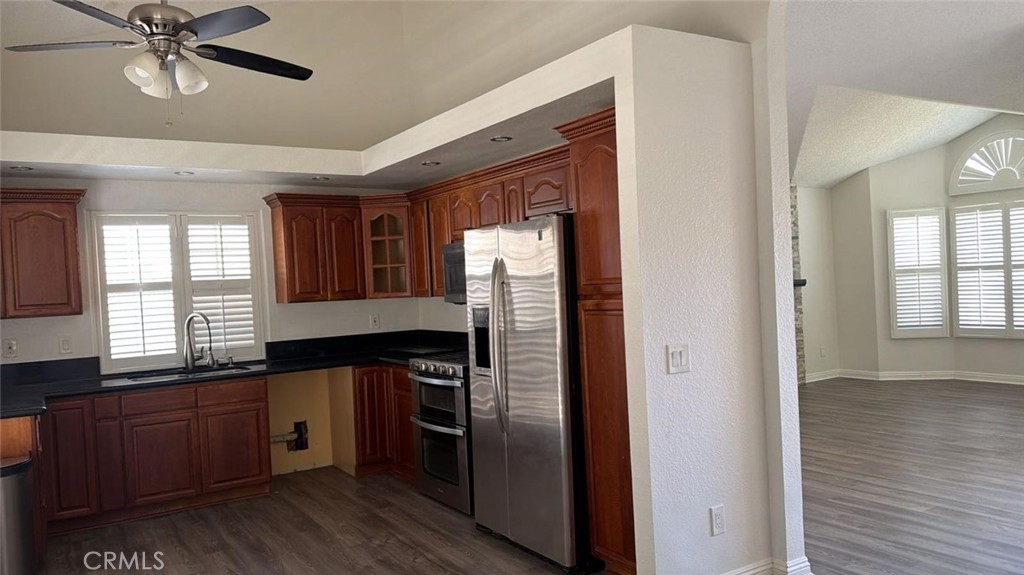 1739 E Avenue R6 Property Photo 10