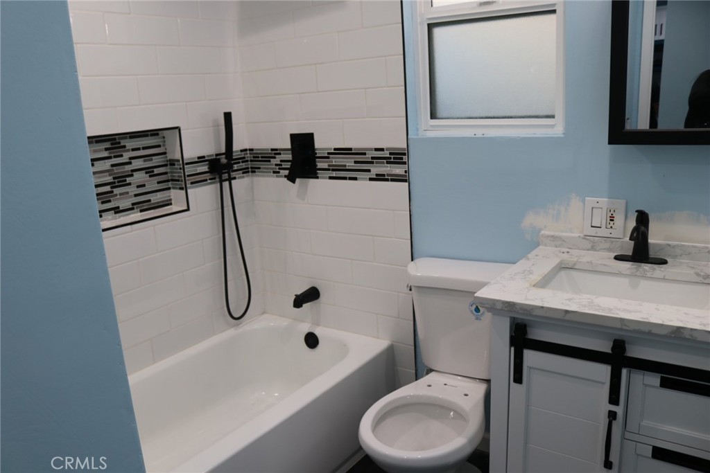 2788 E 14th Street Property Photo 15