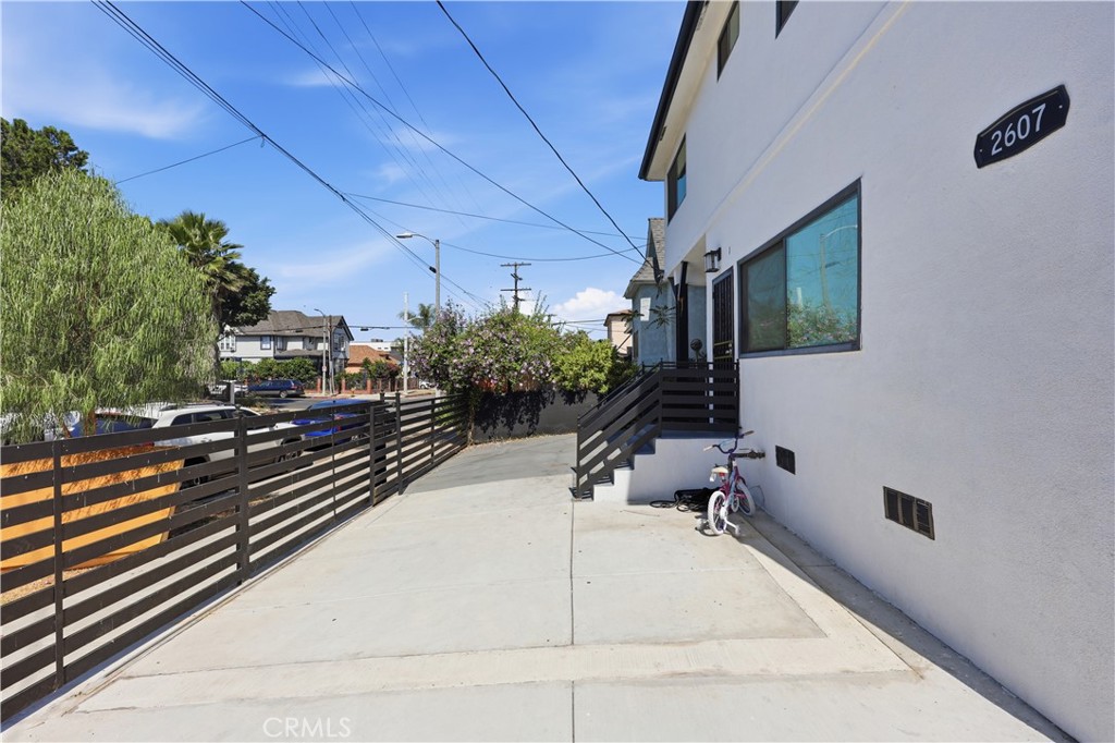 2607 Pennsylvania Property Photo 5
