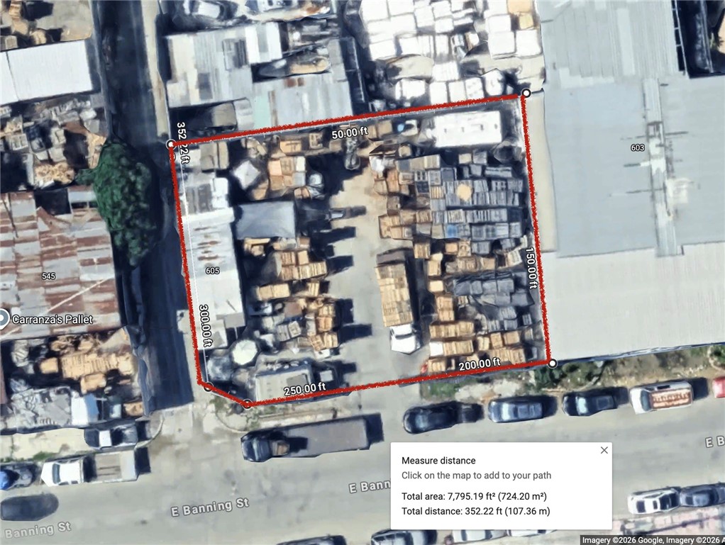 605 E Banning Property Photo 1