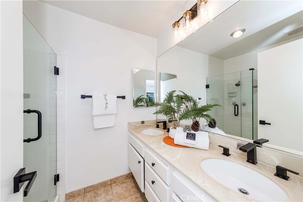 2301 Apricot Property Photo 25