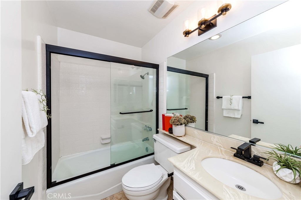 2301 Apricot Property Photo 33