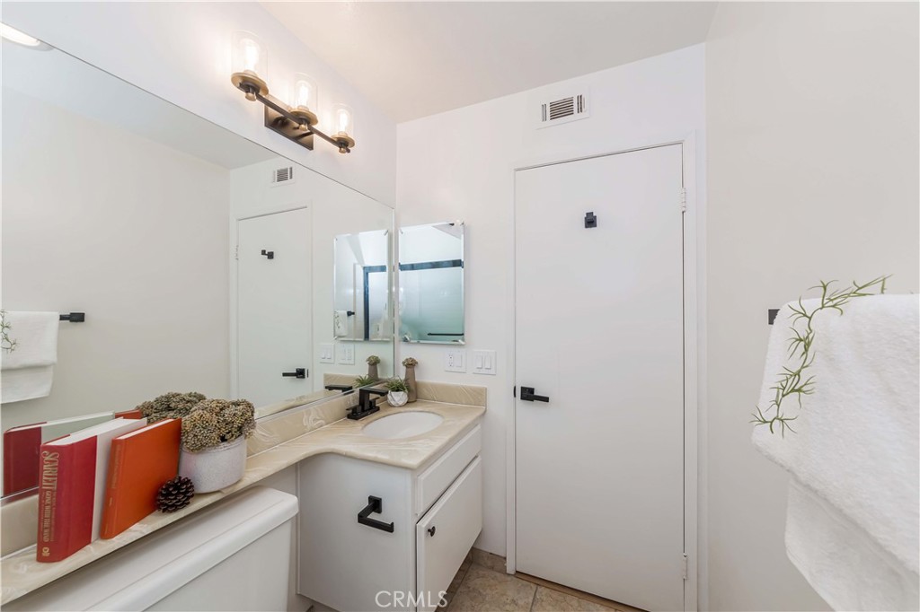 2301 Apricot Property Photo 34
