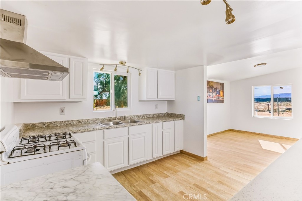 3575 Desert Villa Property Photo 4