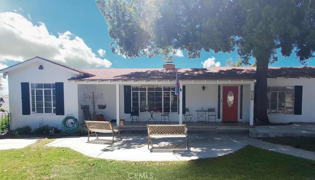 5132 Sepulveda Property Photo 1