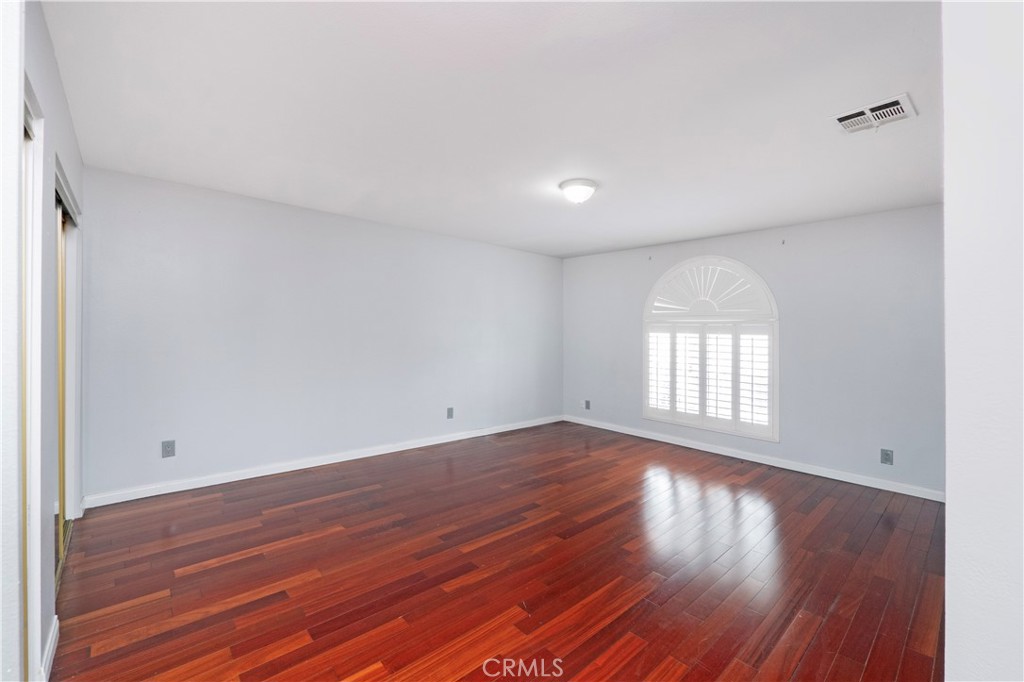 4754 Santa Ana Property Photo 15