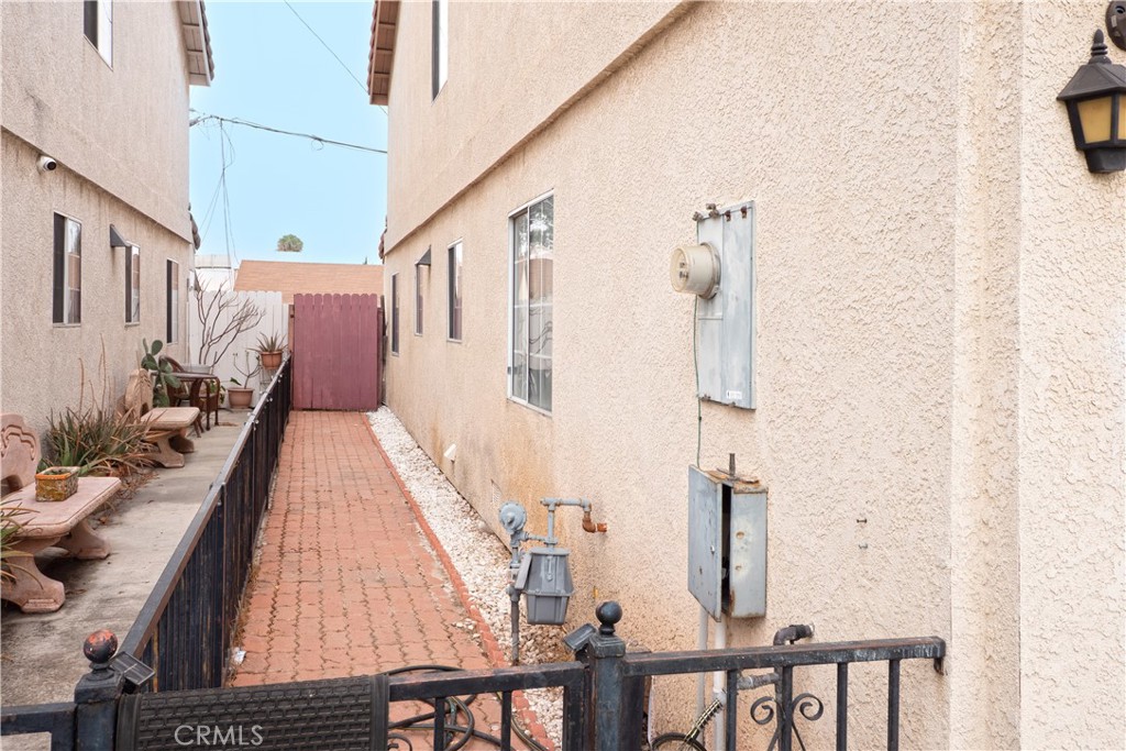 4754 Santa Ana Property Photo 20