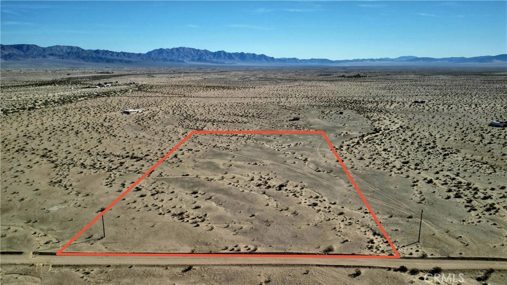 4301 Nevada Trail Property Photo 2
