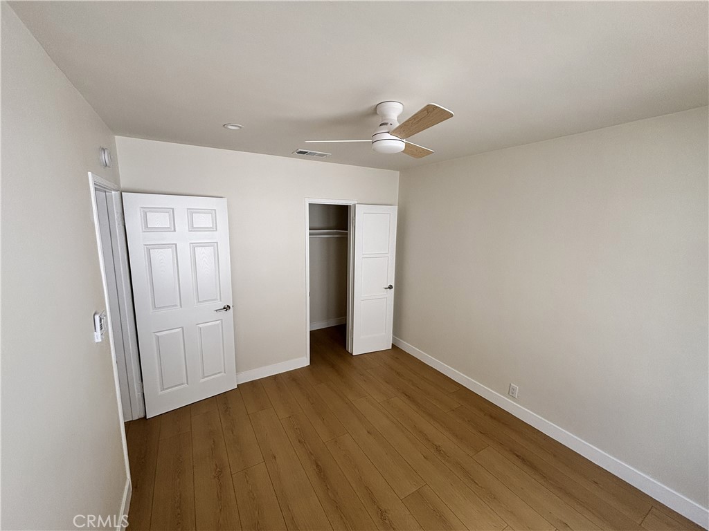 974 W 5th Property Photo 21