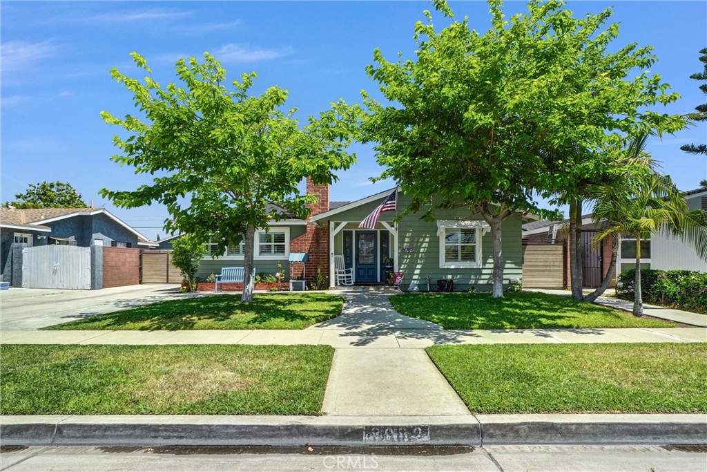 8082 San Hacienda Cir Property Photo 1