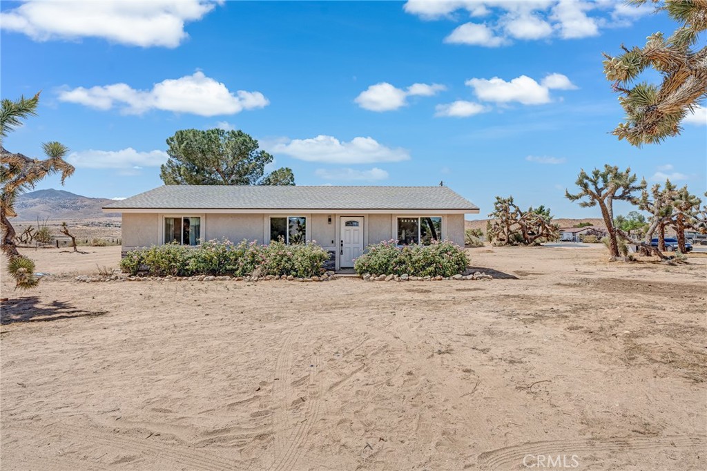 25811 Del Sol Property Photo 2