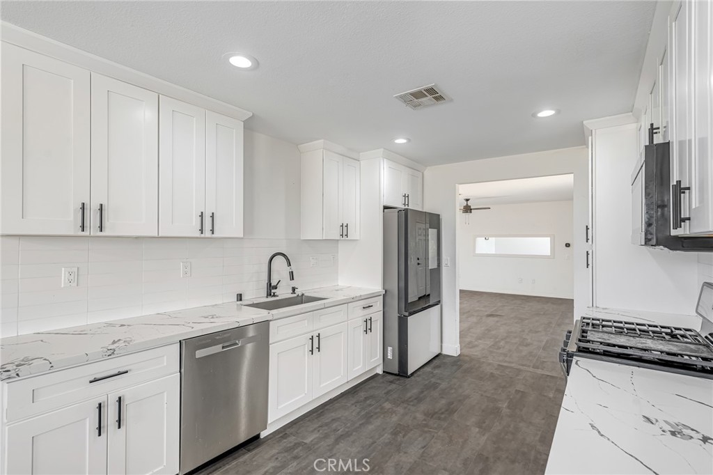 25811 Del Sol Property Photo 9