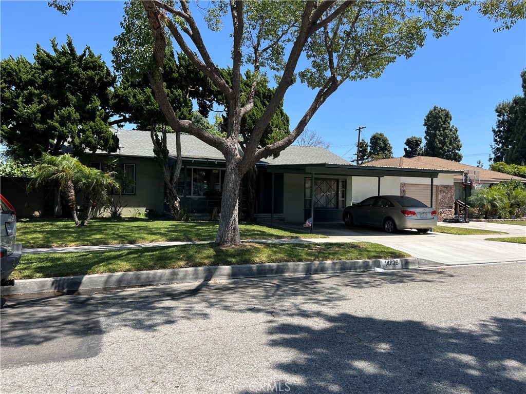 14826 Dalwood Avenue Property Photo 3