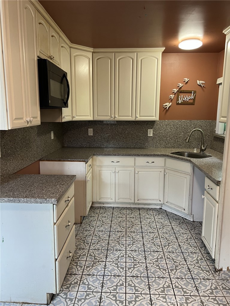 14826 Dalwood Avenue Property Photo 19