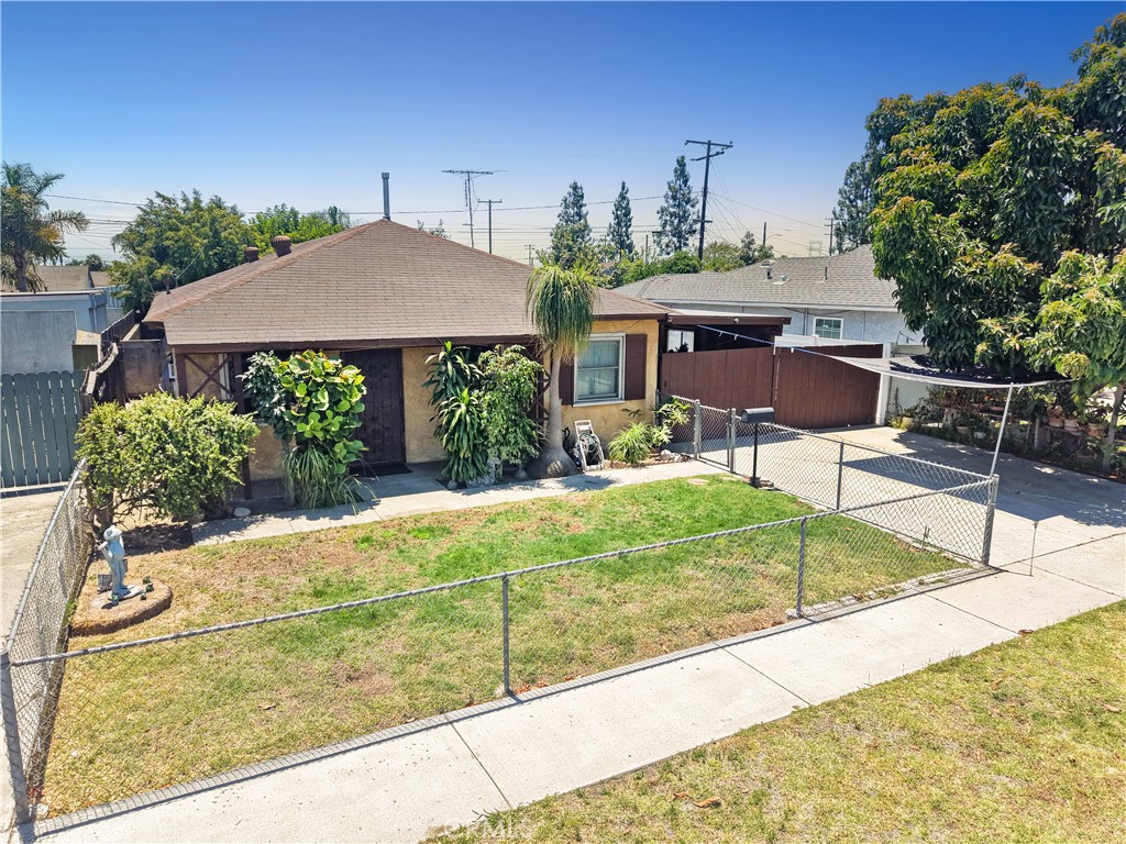 9016 Los Angeles Street Property Photo 3